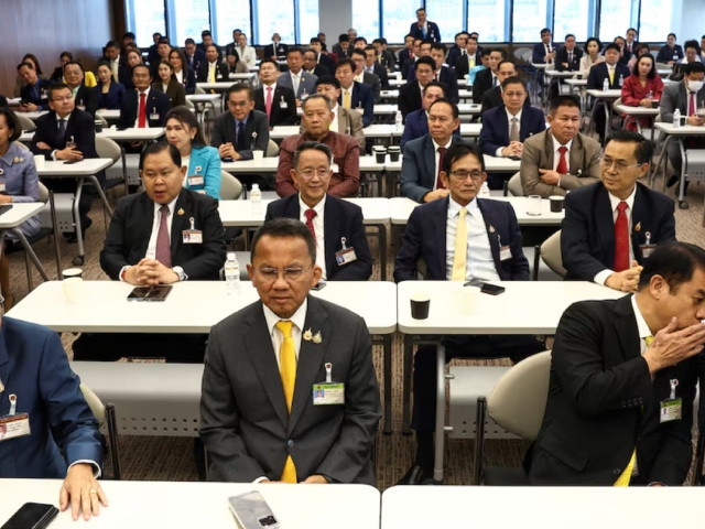 1 5 sutin klungsang somsak thepsuthin suriya juangroongruangkit julapun amornvivat and pheu thai party members attend the meeting at the parliament house to select its prime minister candidate ahead of a pivotal parliamentary vote on a new prime minister photo reuter